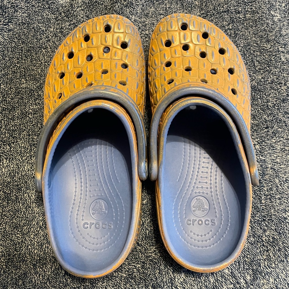 Crocs - Picture 2 of 3
